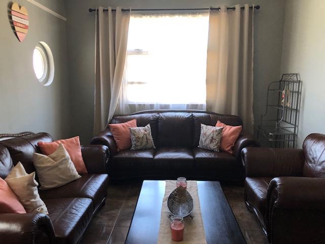 To Let 3 Bedroom Property for Rent in Parow Valley Western Cape